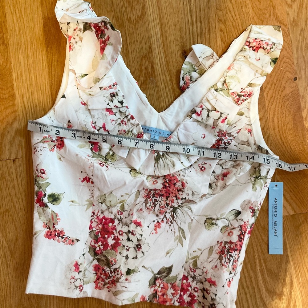 Antonio Melani NWT Ruffled Floral Top - Picture 6 of 7